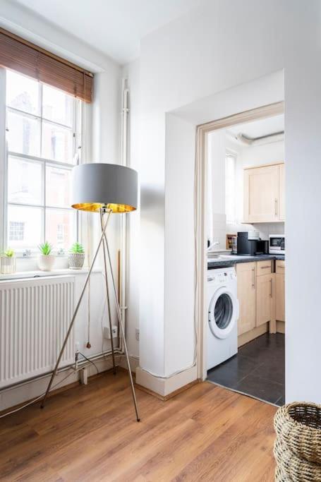 Cozy Apt In Central London Exterior photo