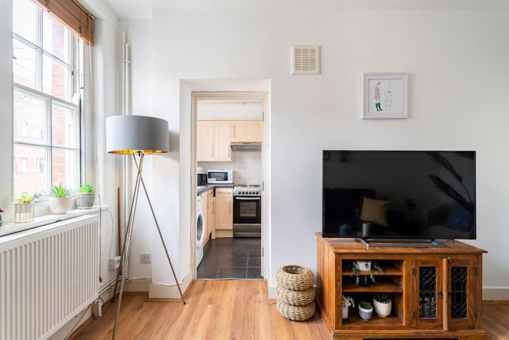 Cozy Apt In Central London Exterior photo